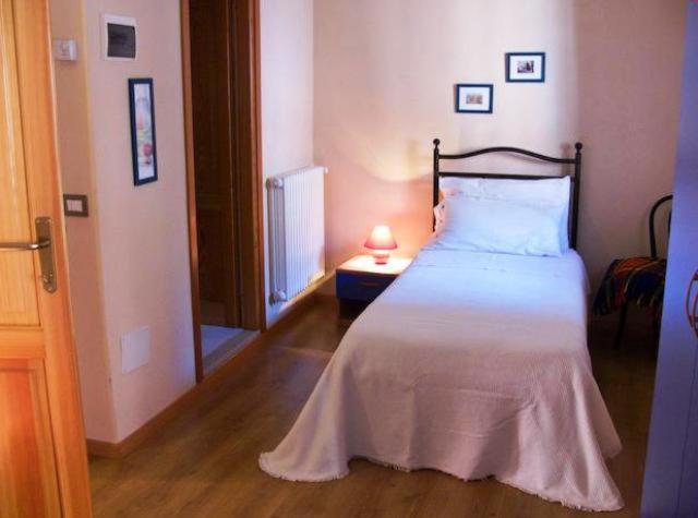 Appartamenti Vacanze E Camere Roccetta Fiorita เปตเตนาสโก ภายนอก รูปภาพ