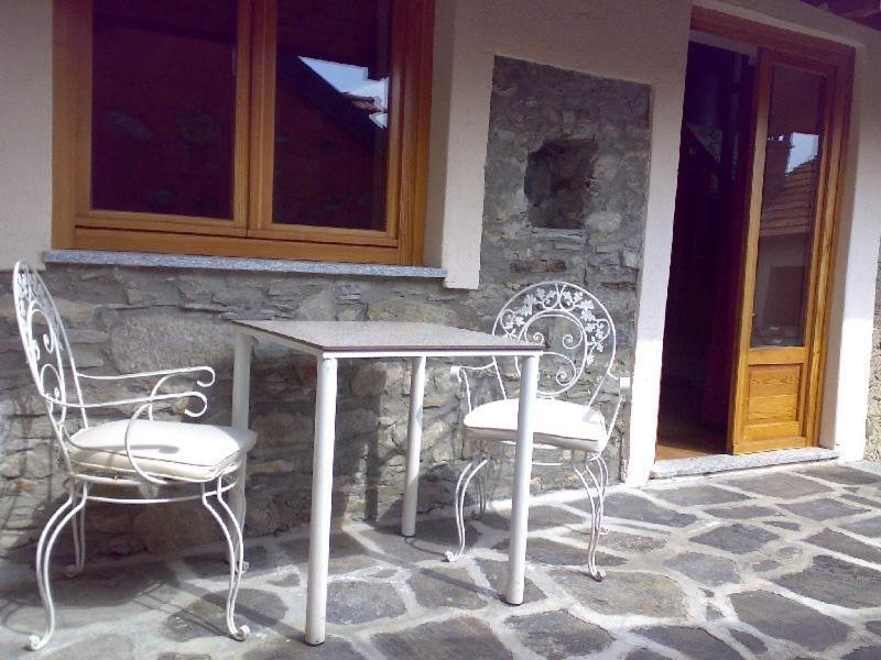 Appartamenti Vacanze E Camere Roccetta Fiorita เปตเตนาสโก ภายนอก รูปภาพ