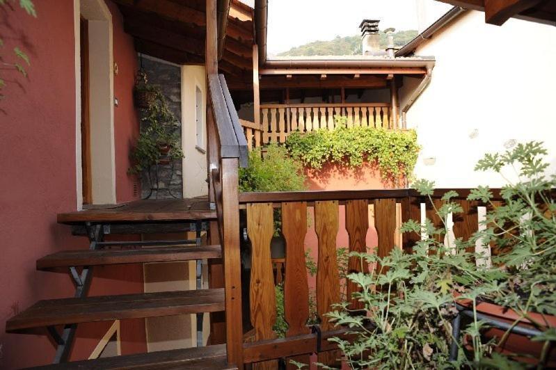 Appartamenti Vacanze E Camere Roccetta Fiorita เปตเตนาสโก ห้อง รูปภาพ